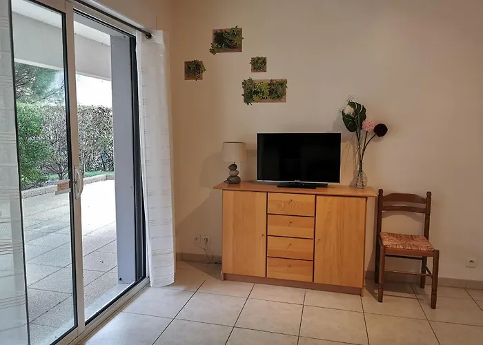 Apartment Quai Malo By Interhome